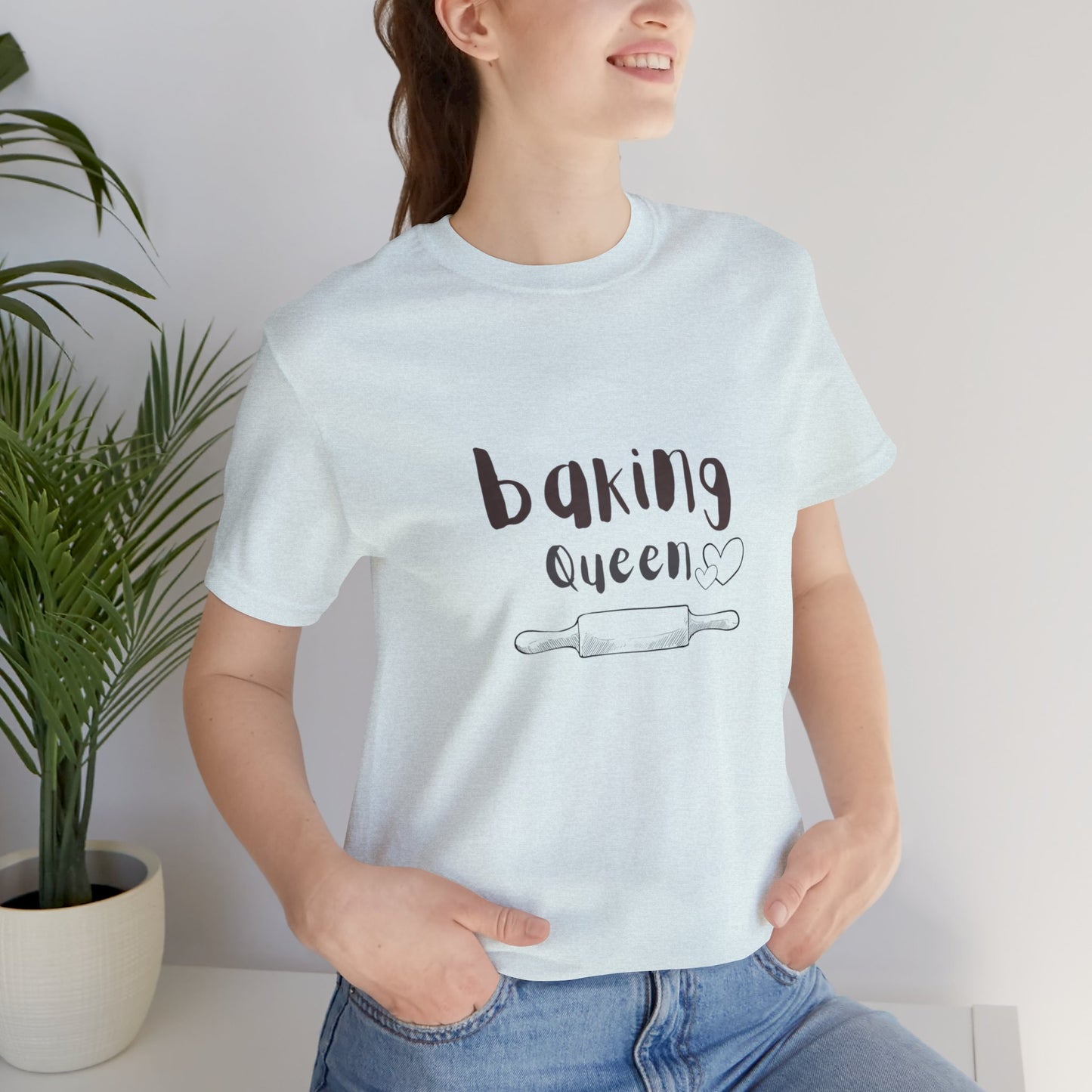 baking queen women Unisex Jersey Short Sleeve Tee