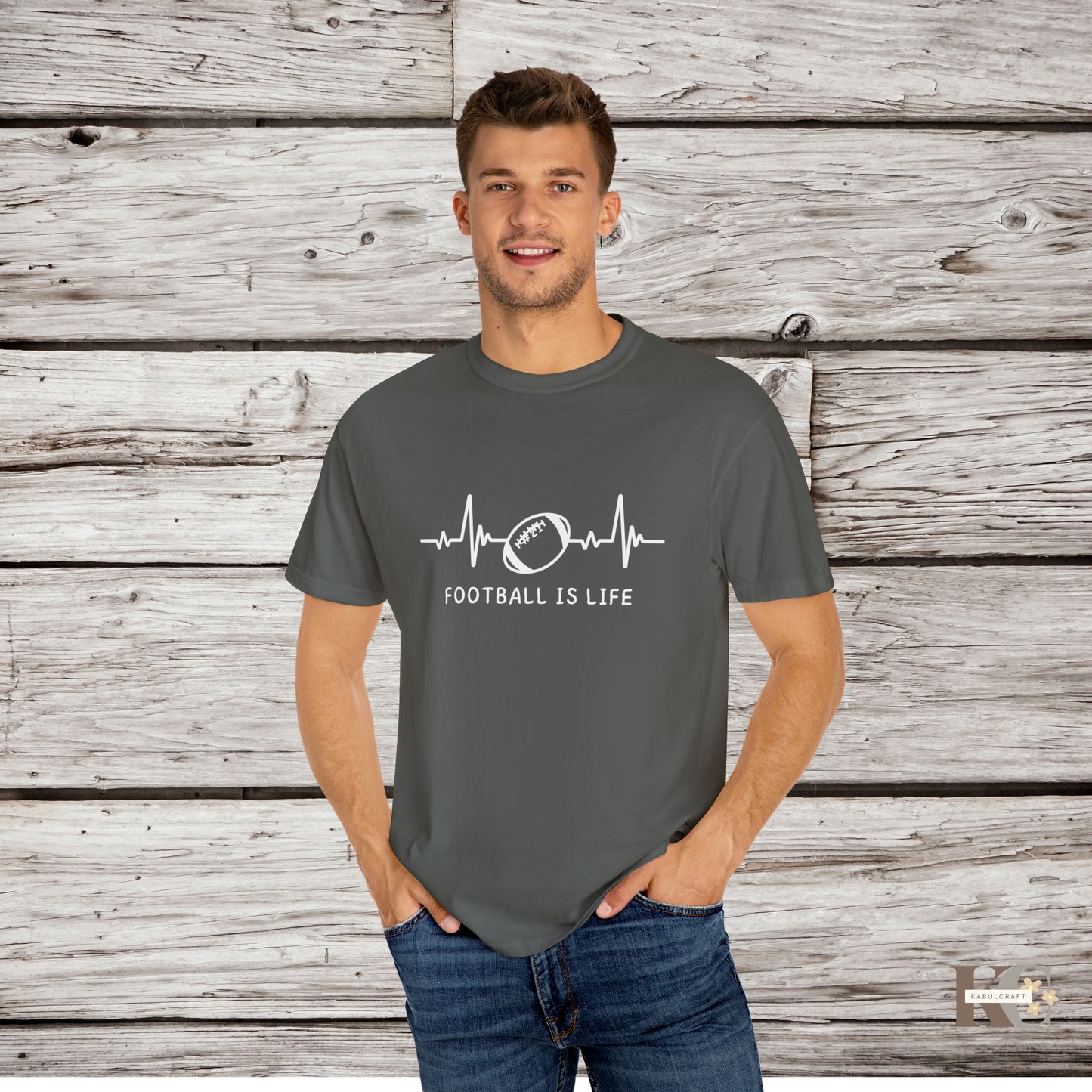 Football is life men  T-shirt