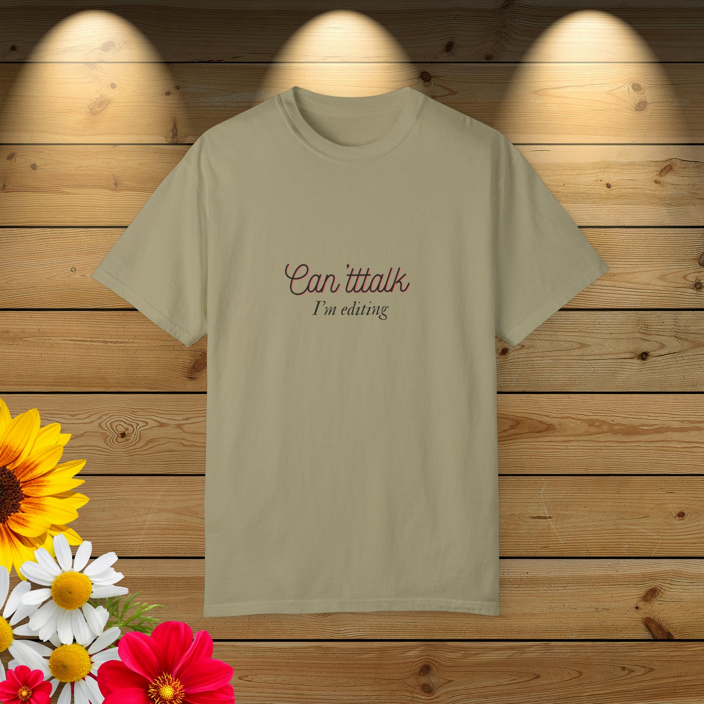 Photographer women  T-shirt