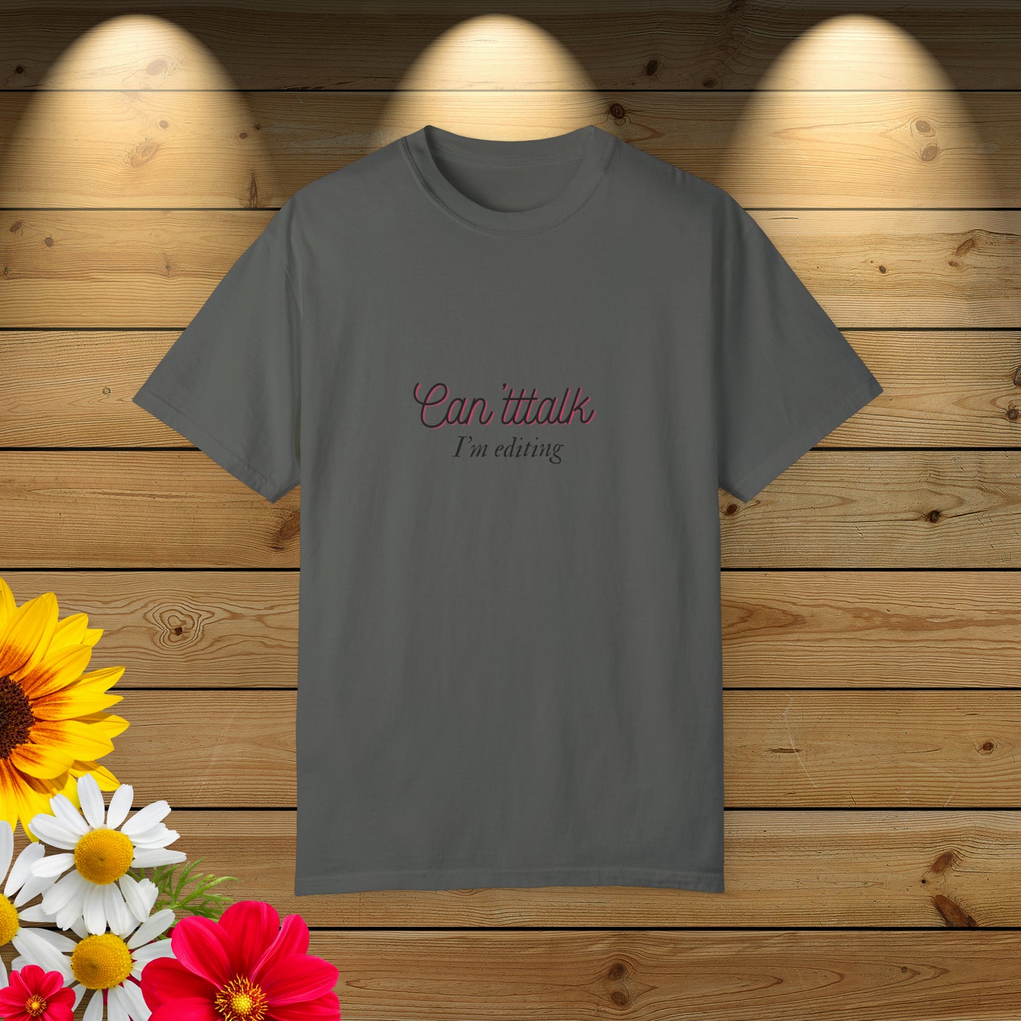 Photographer women  T-shirt